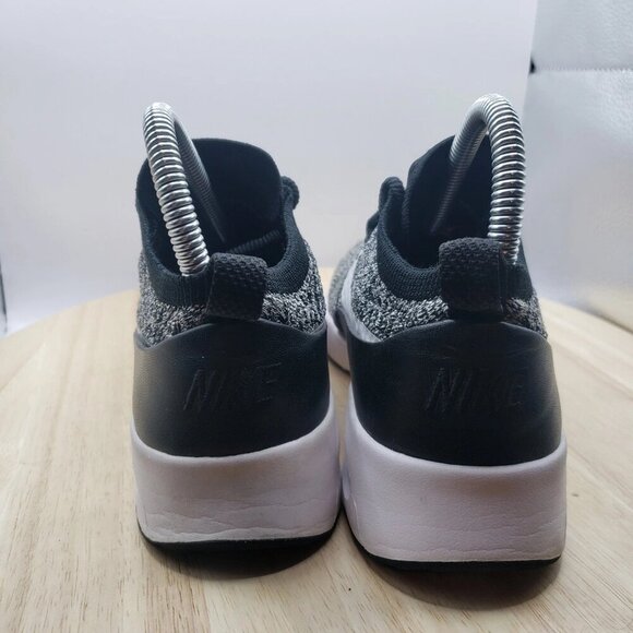 Nike Air Max Thea Ultra Flyknit Black & White Tennis Shoes Women's U.S Size 7.5 - Picture 5 of 7